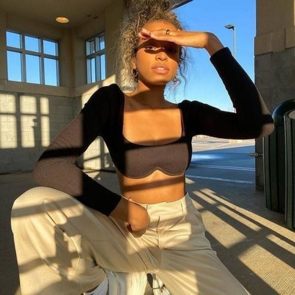 Long sleeve crop top - Picture 7 of 10